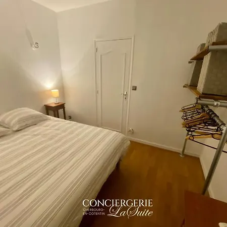 La Passerelle Apartment *